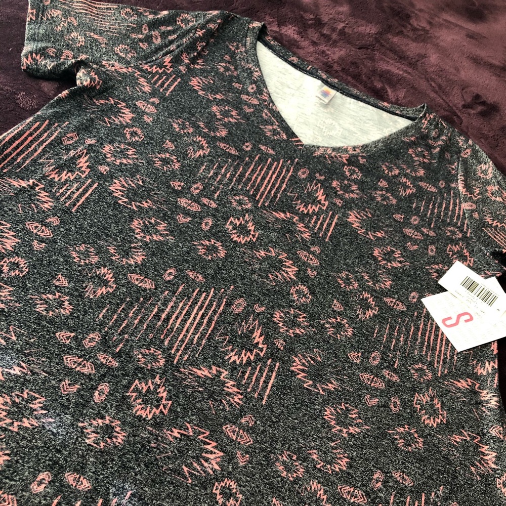 LulaRoe Christy T Small